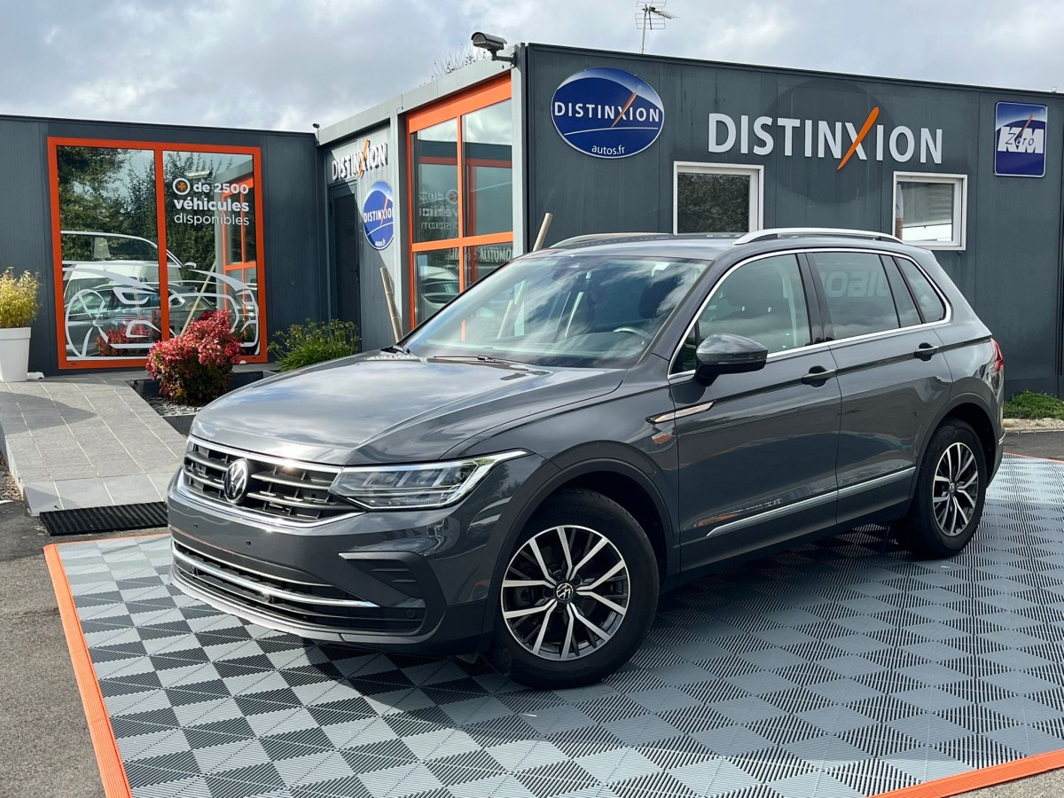 VOLKSWAGEN TIGUAN